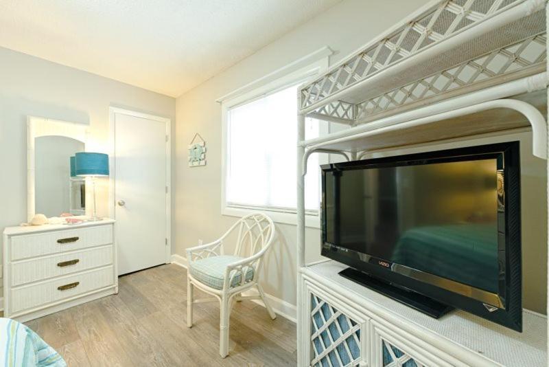 Sandy Dunes Oceanfront Condo - Just Renovated June 2020 Myrtle Beach Exterior foto