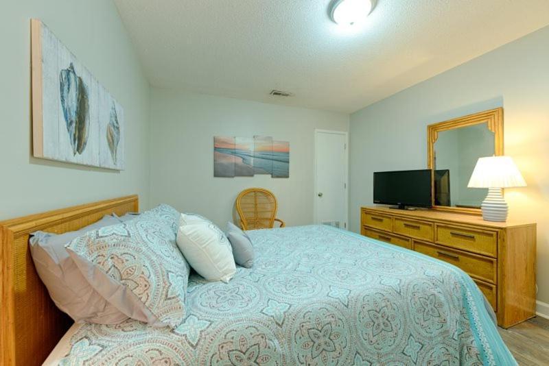 Sandy Dunes Oceanfront Condo - Just Renovated June 2020 Myrtle Beach Exterior foto